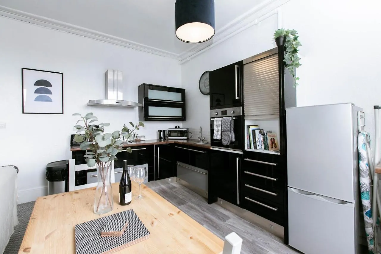 Peaceful Apartment, Private Parking, Long Stay Prices, Close To Uni, Hosp, Centre 埃克塞特 公寓