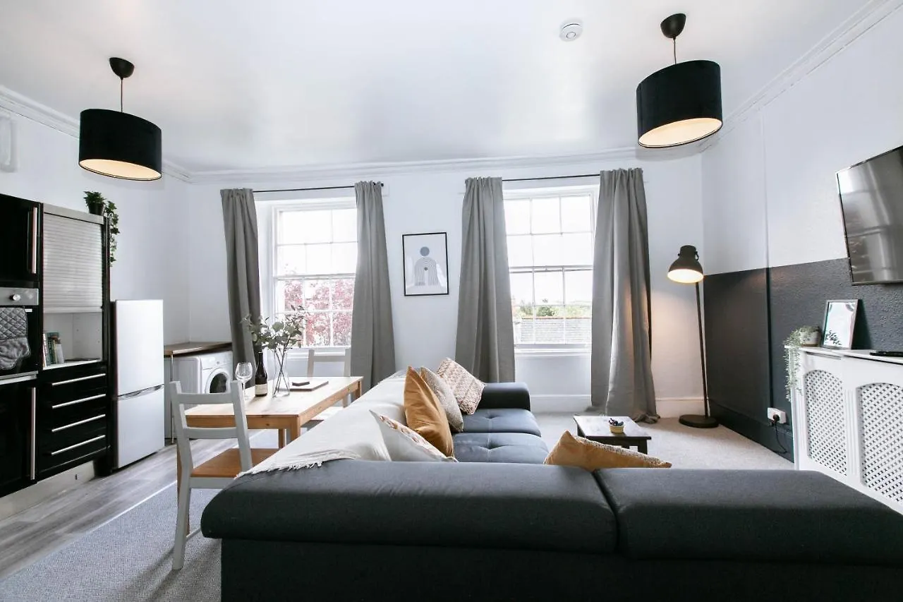 Peaceful Apartment, Private Parking, Long Stay Prices, Close To Uni, Hosp, Centre 埃克塞特 英国