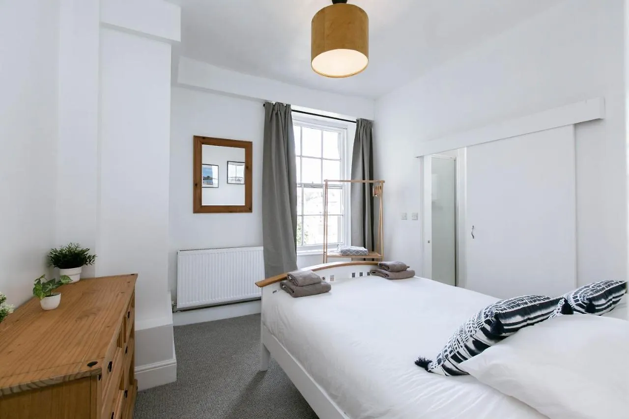 Peaceful Apartment, Private Parking, Long Stay Prices, Close To Uni, Hosp, Centre 埃克塞特 0*,